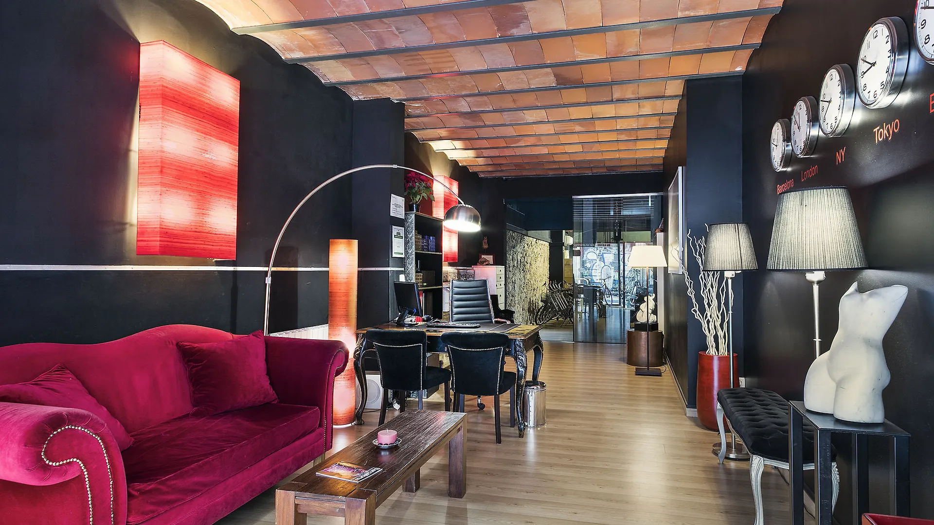Aspasios Las Ramblas Apartments Barcelona