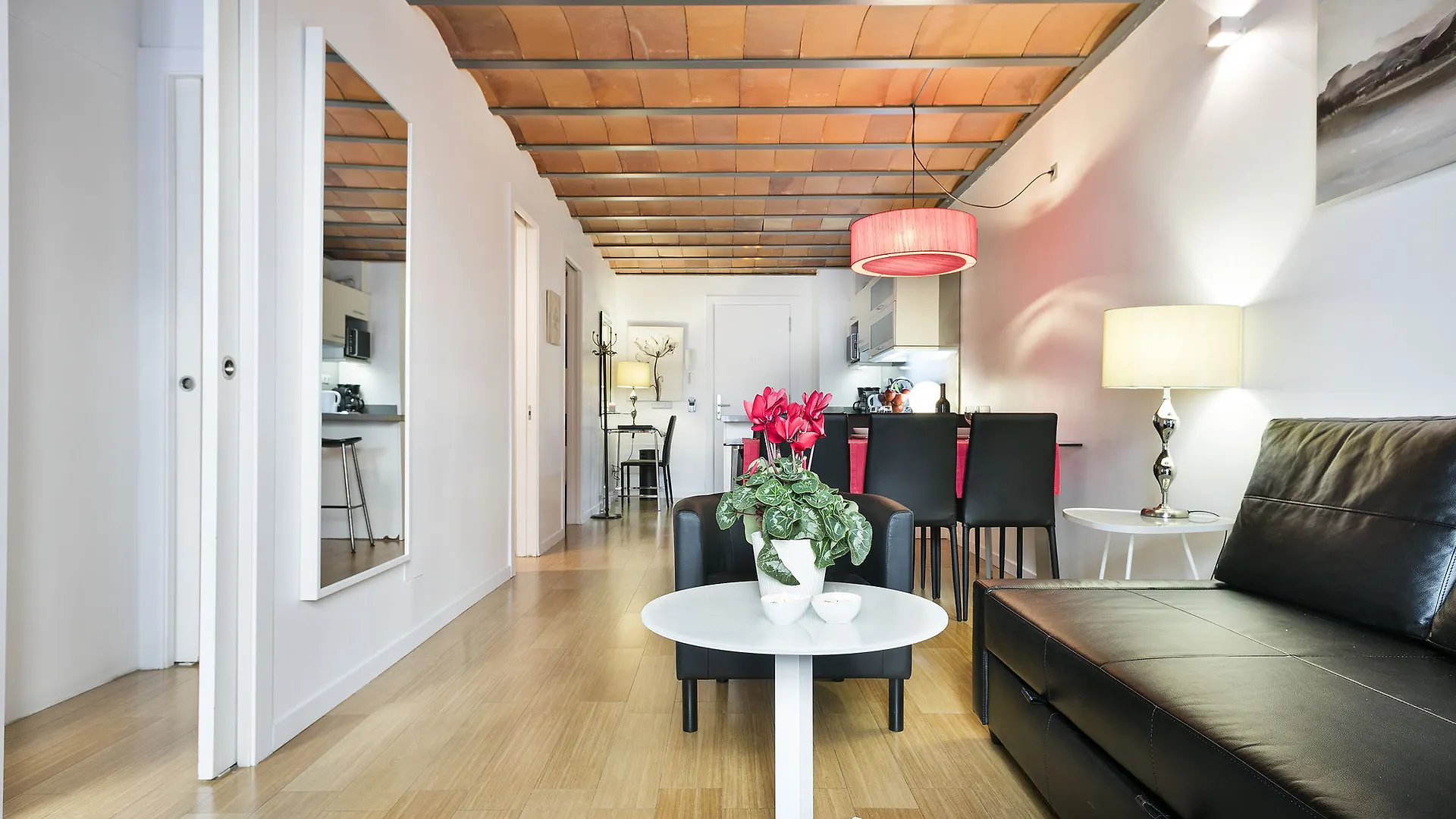 Aspasios Las Ramblas Apartments Barcelona