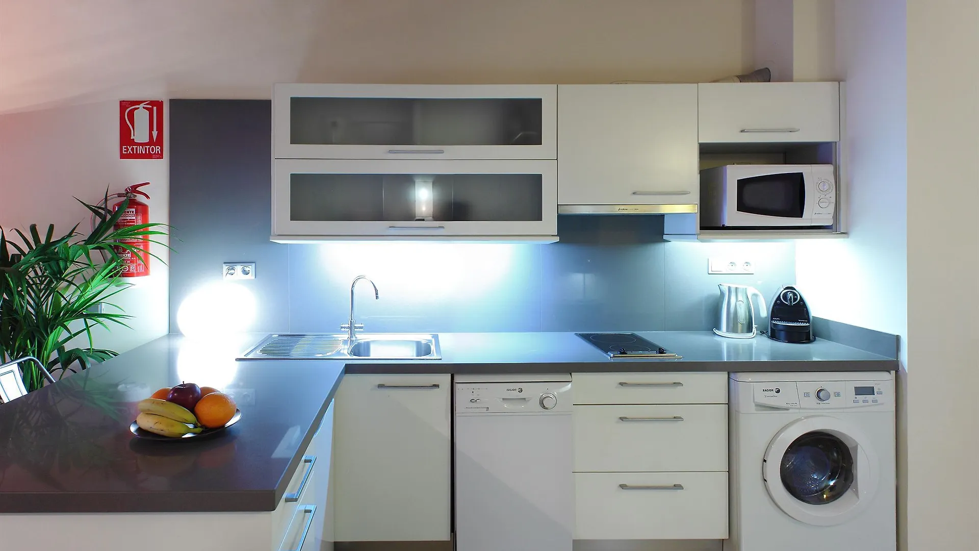 Aspasios Las Ramblas Apartments Barcelona Spain