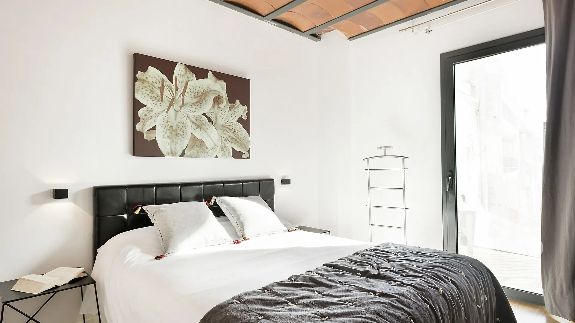 ברצלונה Aspasios Las Ramblas Apartments