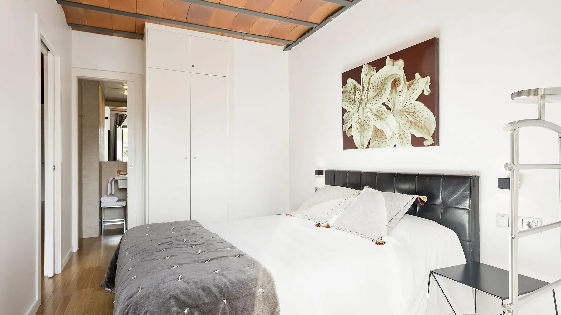 ברצלונה Aspasios Las Ramblas Apartments