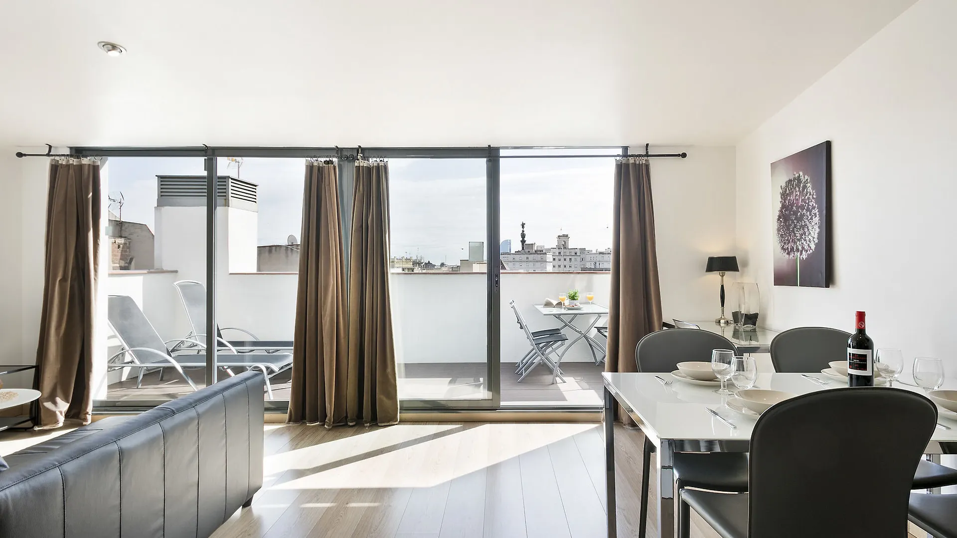 ברצלונה Aspasios Las Ramblas Apartments